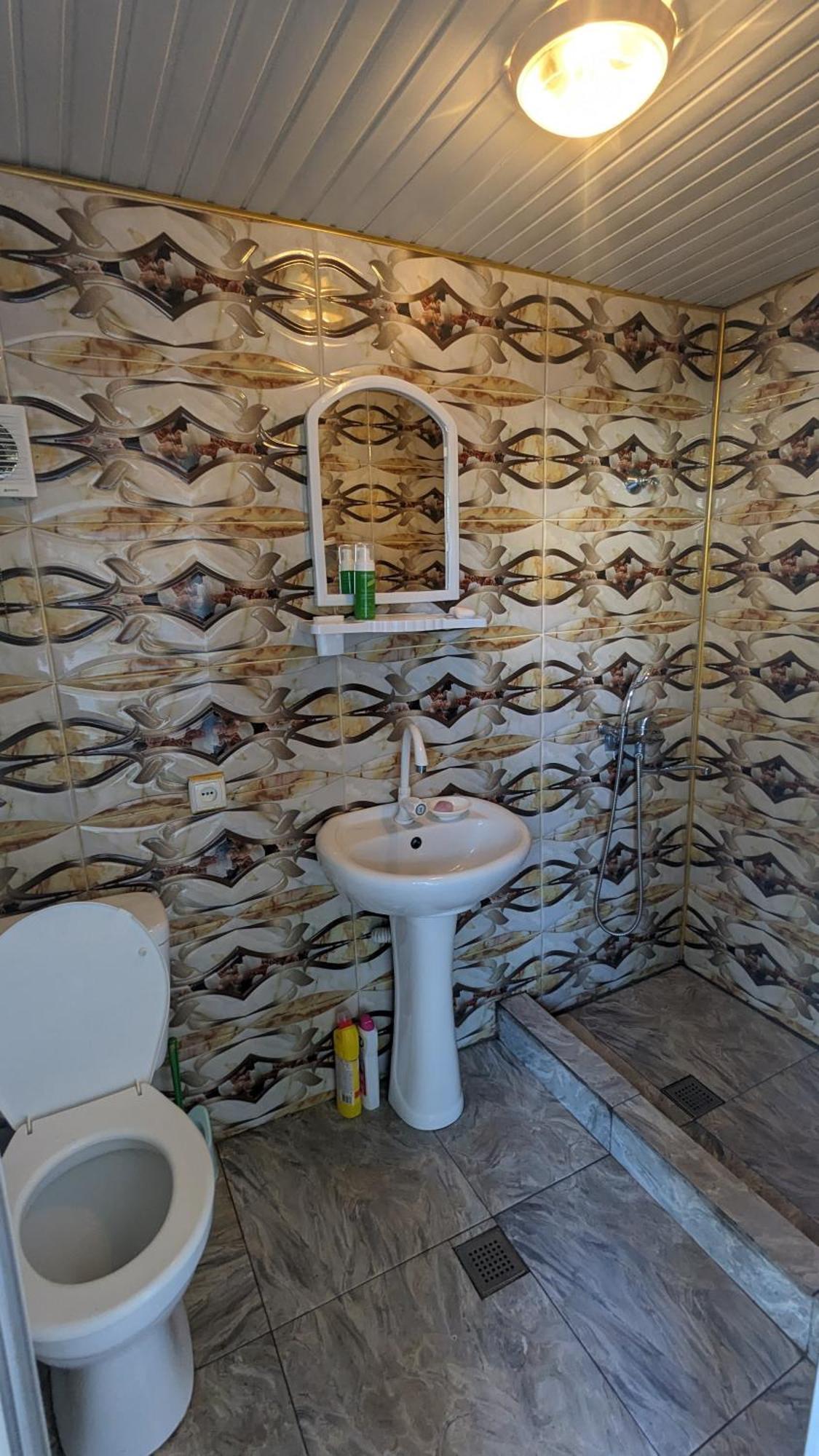 Mano'S Guest House Kobuleti Luaran gambar
