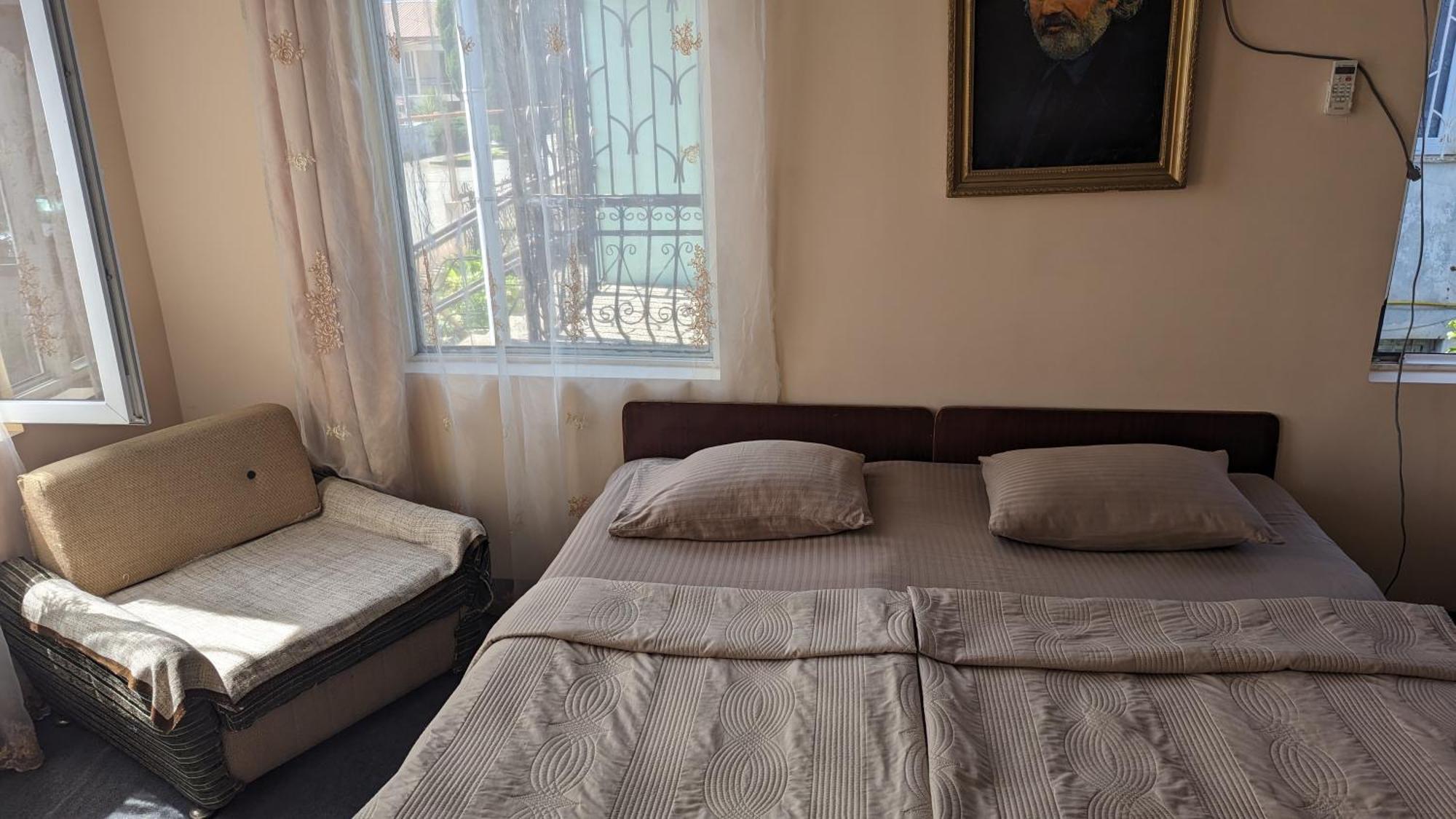 Mano'S Guest House Kobuleti Luaran gambar