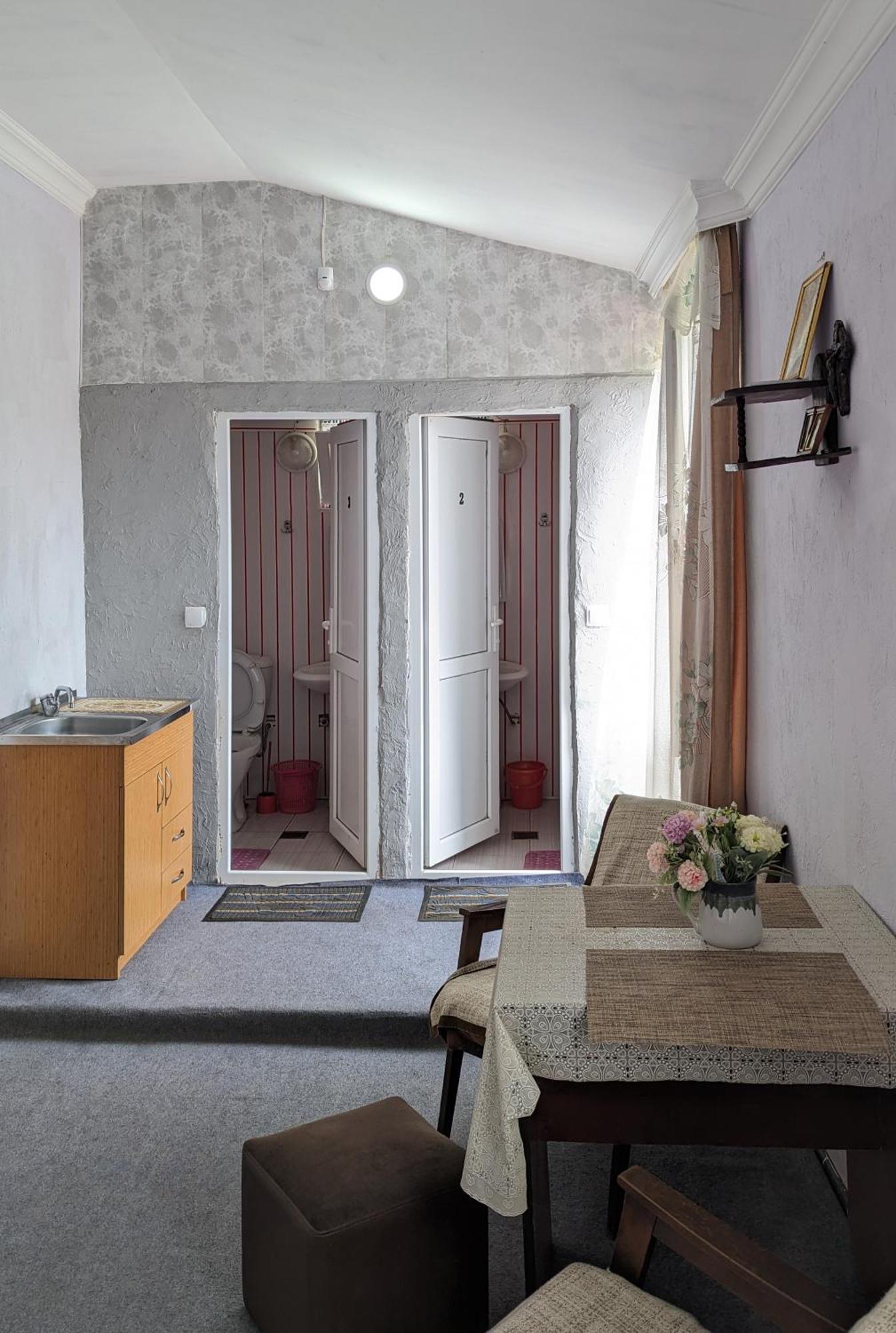 Mano'S Guest House Kobuleti Luaran gambar