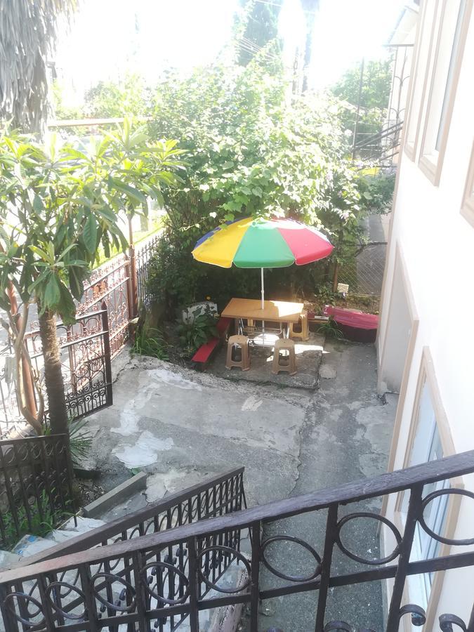 Mano'S Guest House Kobuleti Luaran gambar